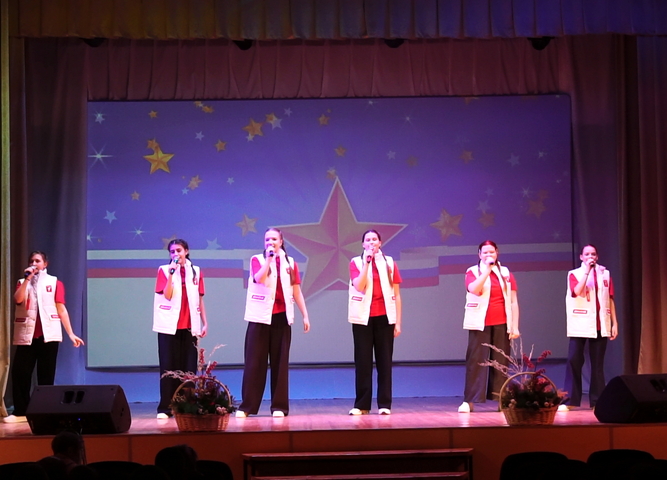 Праздничный концерт ко Дню защитника Отечества