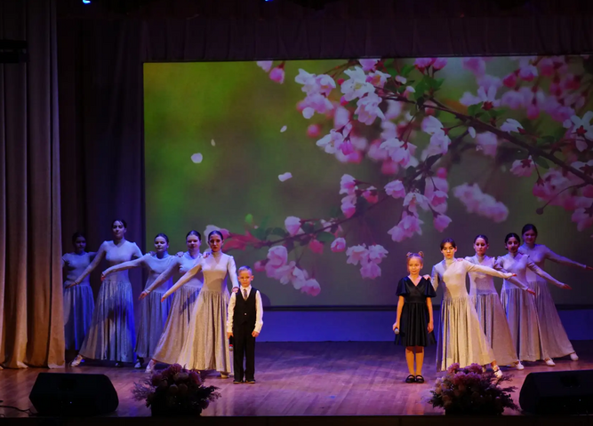 Праздничный концерт "Единственной маме на свете"