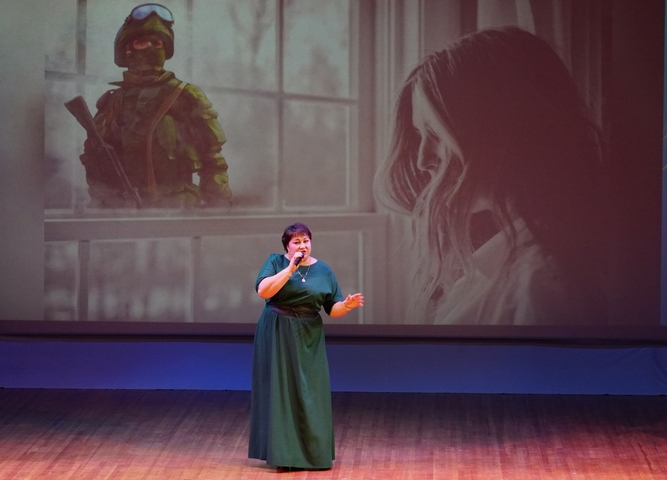 Праздничный концерт "Папин день календаря" ко Дню Отца